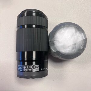 EUC Sony Black E-mount Telephoto Zoom Lens with Optical Steady Shot 55-210 mm